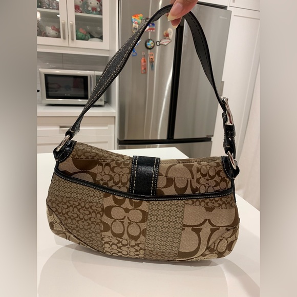✨New Y2K Coach Brown and Black Signature Patchwork Soho Shoulder Bag ✨ - Picture 13 of 17